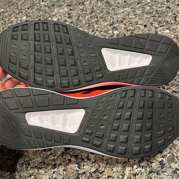 Brand New Adidas RUNFALCON - Picture 7 of 7